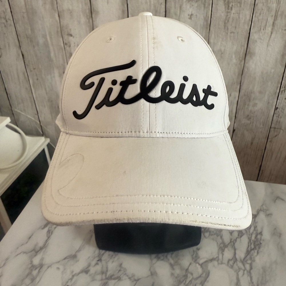 Titleist Mesh Hat - Adjustable - White / Black - No Logos